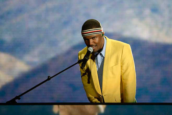 Frank Ocean performs at the 2013 Grammy Awards